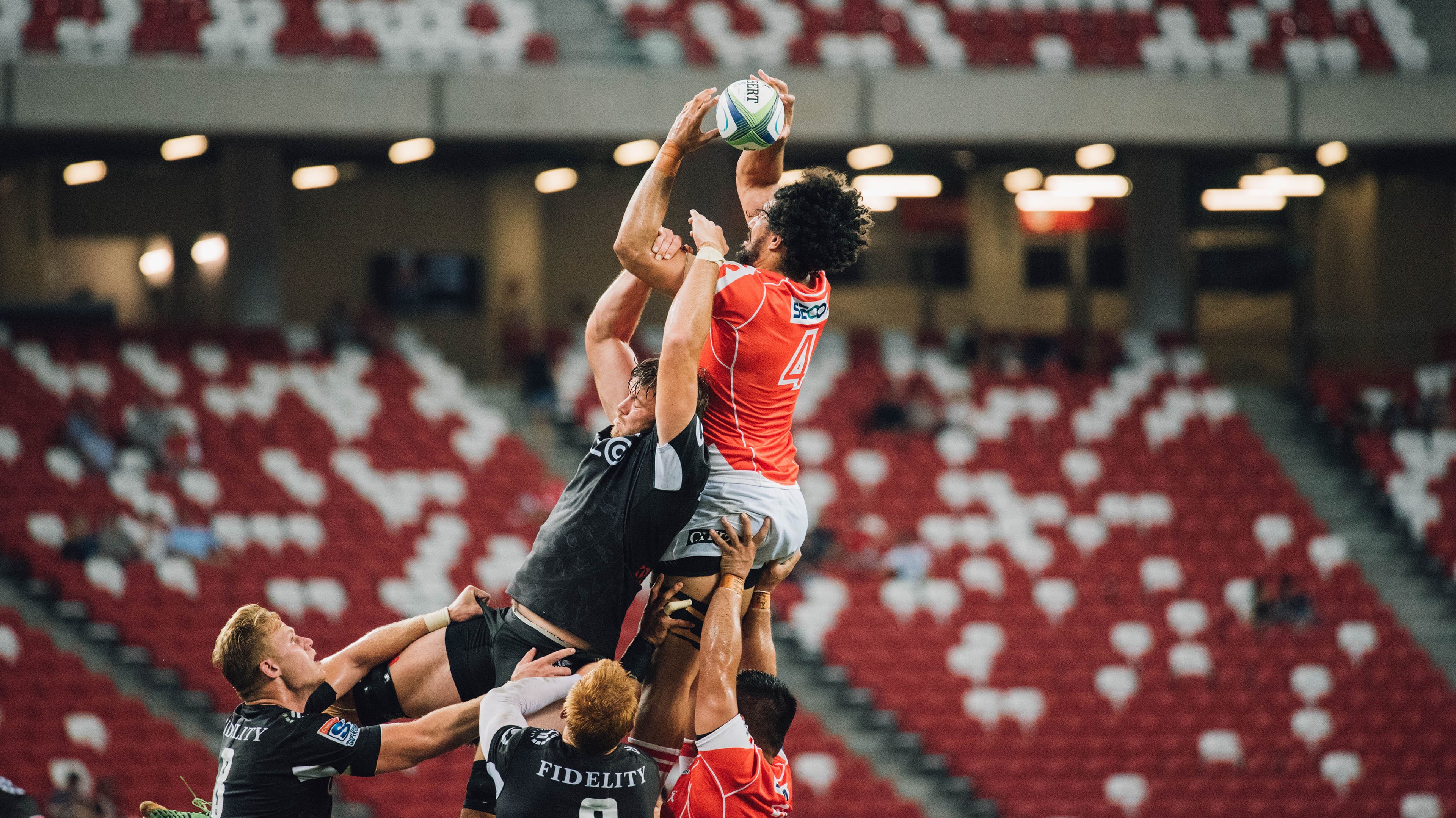 “诺克·达维德·彼得森在南非羚羊队中的关键时刻发挥”